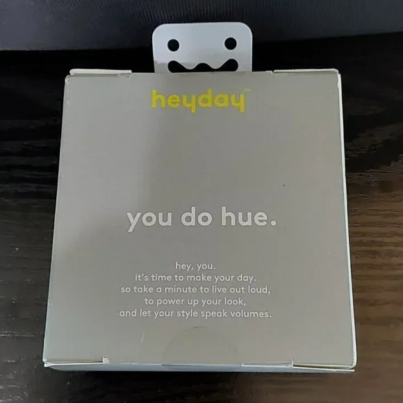 Apple AirPods 3rd Generation Silicone Case with Clip | Heyday | Red - Picture 3 of 8